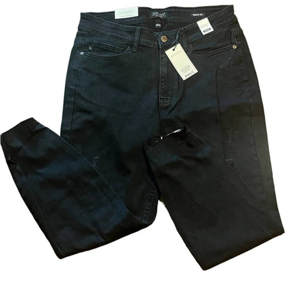 NWT Judy Blue Leopard Patch Mid Rise Skinny Jeans‎ JB82168BK  Size 14W - Picture 1 of 7